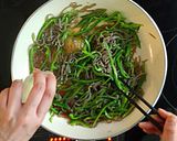 タバスコで辛ウマ！こんにゃくきんぴら作り方7写真