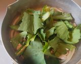 春菊と鶏むね肉の簡単白だしうどん作り方5写真