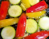 簡単居酒屋！夏野菜とエビと蛸のアヒージョ作り方7写真