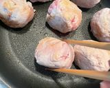 スタミナ全開！甘辛ダレの肉巻きおにぎり作り方5写真