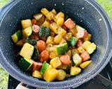 じゃがいもとズッキーニ炒め　キャンプ飯作り方8写真