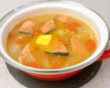 バターと味噌のコク♪鮭とじゃがいもの洋風石狩鍋作り方8写真