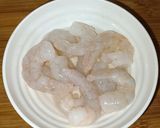 イカとエビとカシューナッツのセロリ炒め作り方3写真