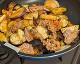最低限の調味料のみ！ナスと卵の豚キムチ！作り方4写真