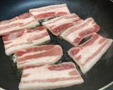豚肉とジャンボニンニクの芽醤油麹炒め作り方3写真