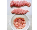キャベツと鶏胸肉のピリ辛味噌丼！回鍋肉風作り方1写真