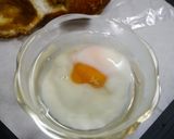 レンジで簡単！半熟卵　カレーパンサンド作り方1写真