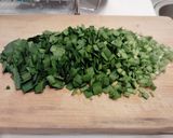 ニラのミートソースパスタ作り方1写真