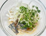 鯖缶とスプラウトの香ばし白ごまポン酢和え作り方3写真