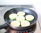 韓国カボチャ【つるありズッキーニの韓国風ソテー】作り方3写真