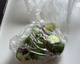 超簡単!胡瓜の塩昆布とうめこの浅漬け作り方3写真