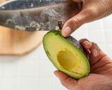しらすとアボカドのわさび醤油和え作り方9写真