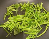 空芯菜と牛肉のピリ辛オイスターソース炒め作り方2写真