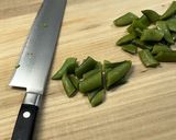 鶏肉とスナップエンドウのしょうが炒め作り方2写真