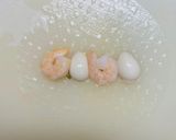 スチーム海老と食べるニンニクの生春巻き！作り方2写真