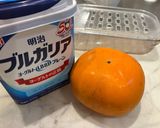 ヨーグルトに！柿のすりおろし♪作り方1写真