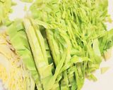 減塩　ピーナツバターとキャベツの和えもの作り方1写真