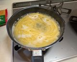 トマトジュースで作るトマトとひき肉パスタ作り方1写真