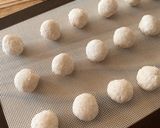 米粉のココナッツスノーボールクッキー作り方5写真
