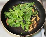春菊と椎茸のパスタ作り方6写真