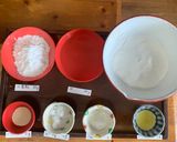 伝統旨み炸裂ピザ　味噌、餡子、昆布、桜の葉作り方1写真