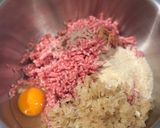 とろけるチーズが幸せ＊煮込みハンバーグ作り方2写真