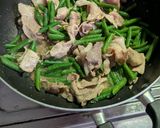 簡単★昼食！豚肉とインゲンの大蒜炒め作り方3写真