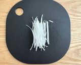 たっぷり甘辛！肉味噌のまぜうどん作り方1写真