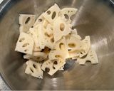簡単!冷凍れんこんと里芋のマスタードマヨ和え作り方3写真