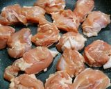 鶏モモ肉とトマトとピーマンの春雨炒め作り方1写真