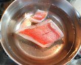 金目鯛のお吸い物　バーナー処理　作り方6写真