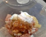キャベツと鶏団子のスープ作り方1写真