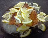 さっぱり❣ 鶏もも肉のバターレモン作り方4写真