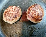 簡単夕飯！照り焼き和風ハンバーグソース！肉料理作り方5写真