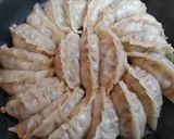 今夜の夕飯！キャベツ椎茸豚肉焼き餃子中華作り方8写真