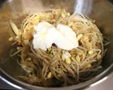 簡単★ゆで卵と豆もやしのヨーグルトサラダ作り方3写真