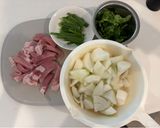 スタ満そば風ラーメン　パクチー乗せ作り方1写真