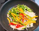 ラム肉と彩り野菜の中華風細切り炒め作り方5写真