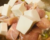 小ぶり鍋●鶏肉と豆腐のおろしがけ鍋作り方1写真