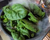 ワンパンで♡ハラミとほうれん草の中華炒め作り方4写真