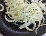 コンビーフと玉葱のオムレツ丼作り方2写真