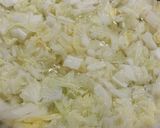 白菜とシーチキンの炒めもの作り方1写真
