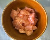 超簡単！サーモンユッケ丼🐟作り方1写真
