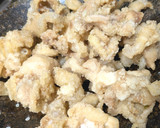 鶏皮と鶏モモの唐揚げ甘じょっぱ胡椒和え作り方2写真
