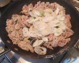 簡単🌟豚しゃぶ肉のかぼす醤油炒め作り方3写真