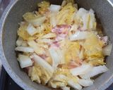 生姜たっぷり！シンプルな豚白菜鍋作り方9写真