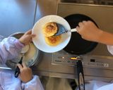 【宮野森小学校】米粉のトライフル作り方9写真