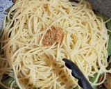 緑の野菜とベーコンのペペロンチーノ作り方7写真