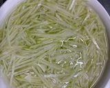 青パパイヤと人参の⭐︎美味しい炒め物⭐︎作り方1写真
