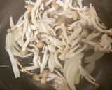 グルテンフリー！鮭とキノコの焼きビーフン作り方1写真